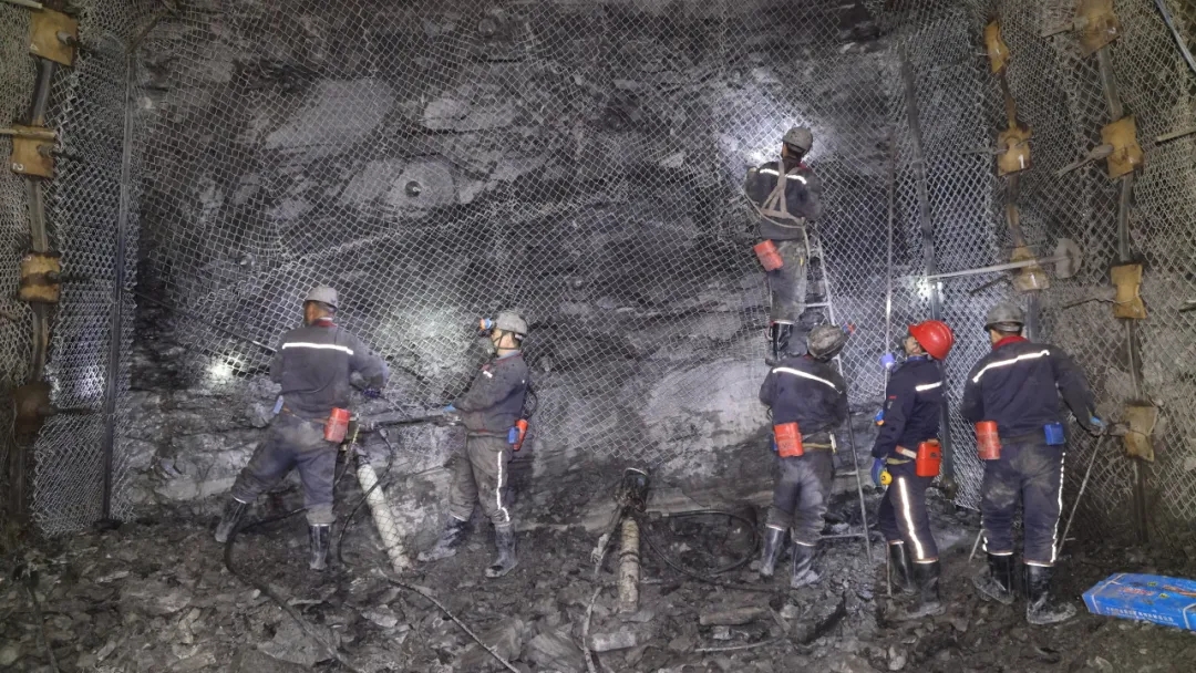 640.webp (12).jpg 640.webp (12).jpg