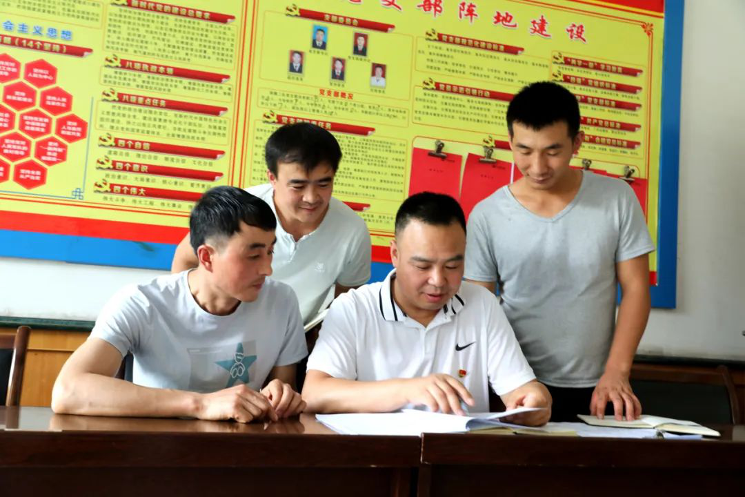 图片2.png 图片2.png